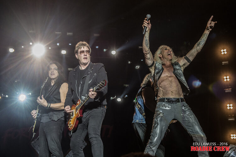 TWISTED SISTER descarta retorno do visual com maquiagem na turnê de reunião de 2026