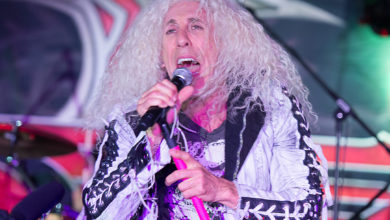 Photo of Live Debate: PAULO BARON e REGIS TADEU conversam com DEE SNIDER