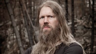 Photo of Johan Hegg, e o segredo dos shows do AMON AMARTH: “Eu cresci indo em shows do IRON MAIDEN”