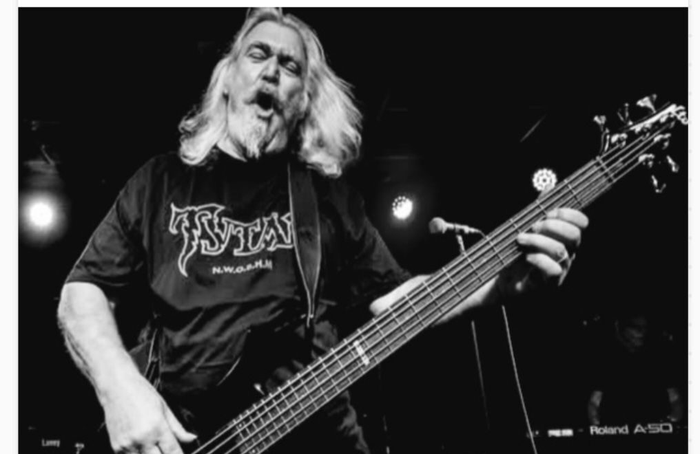 KEVIN “SKIDS” RIDDLES, baixista fundador do ANGEL WITCH, TYTAN e BAPHOMET, morre aos 68 anos