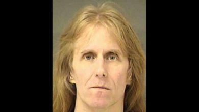 Photo of KARL LOGAN, ex-MANOWAR, é condenado a cinco anos e meio de prisão por posse de pornografia infantil