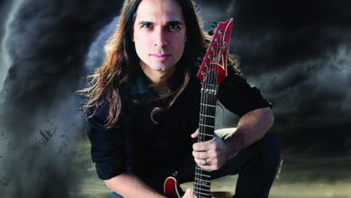 Photo of KIKO LOUREIRO lança playthrough da música “Du Monde”; Guitarrista também falou da morte de EDDIE VAN HALEN