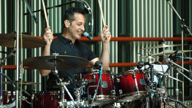 Photo of NICK D’VIRGILIO é o novo baterista de turnê do MR. BIG; banda divulga datas de sua turnê de despedida