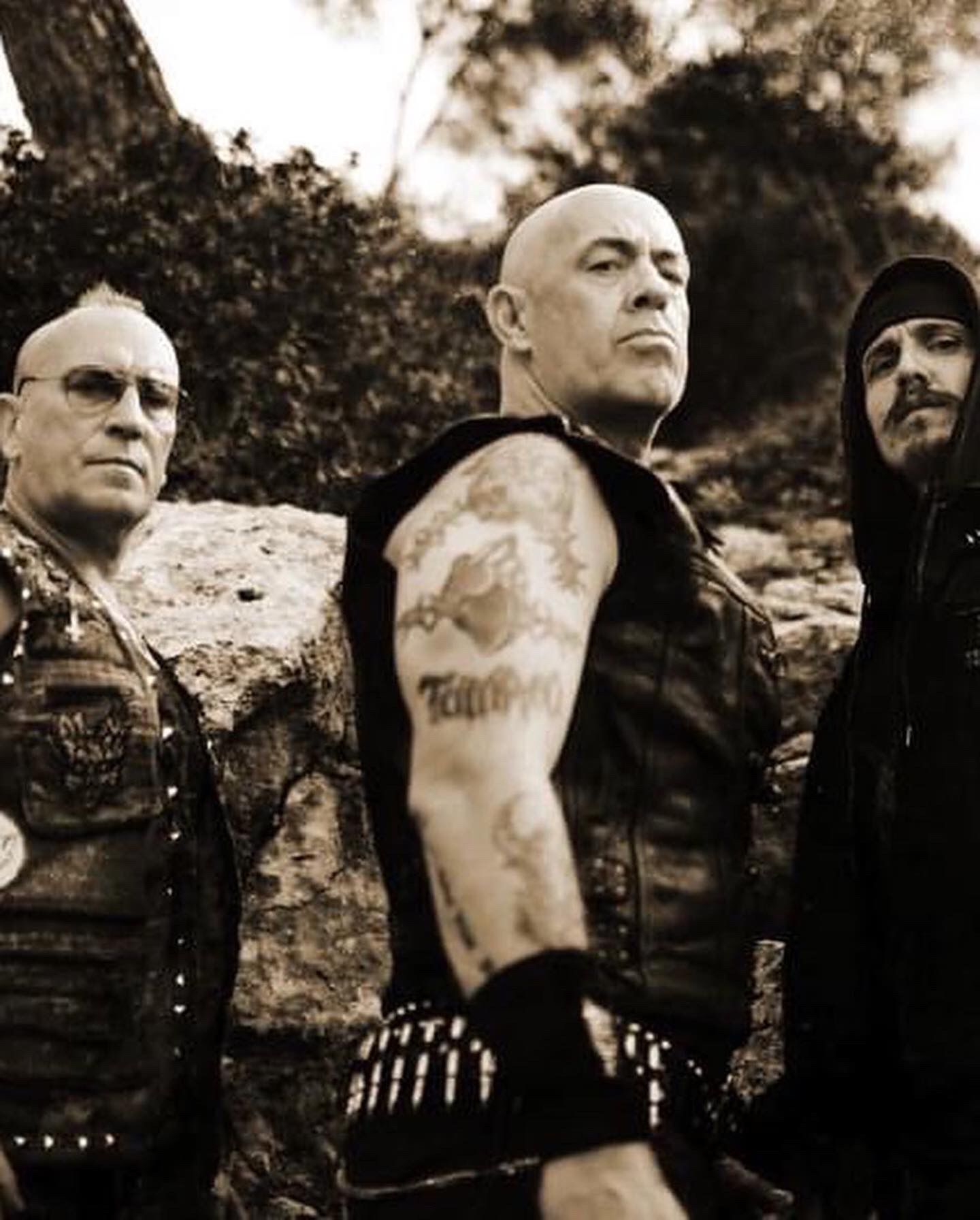 Vi Band VI - Roadie Crew