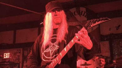 Photo of Eric e Brian Hoffman (ex-DEICIDE) assinam com a Hammerheart Records