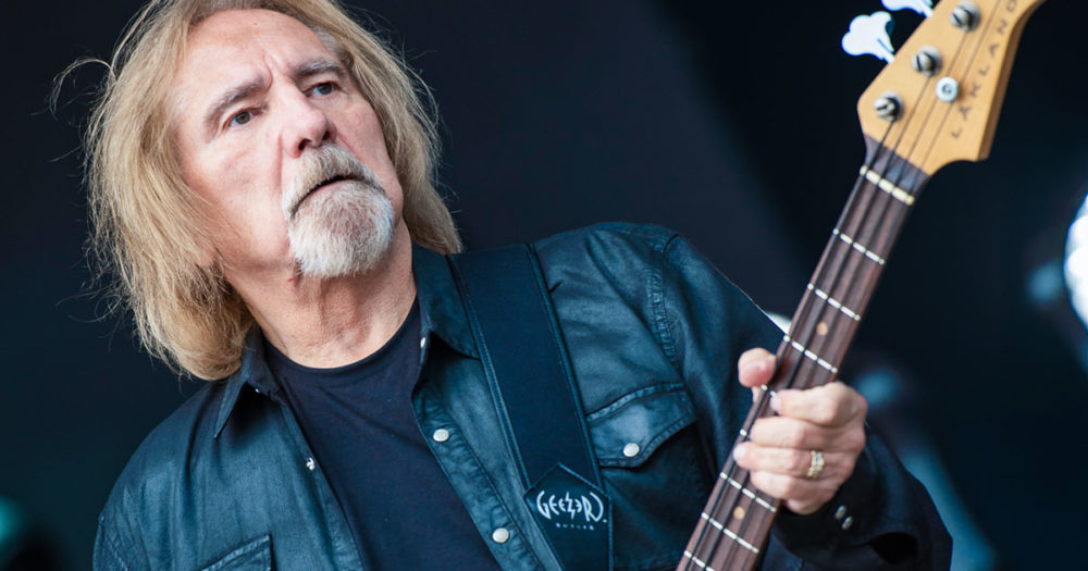 GEEZER BUTLER (ex-BLACK SABBATH) participa de novo single do APOCALYPTICA