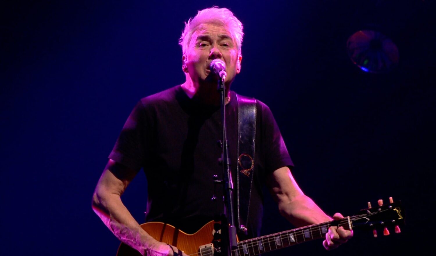 Aos 77 anos, morre GEORGE KOOYMANS, guitarrista e fundador da veterana banda GOLDEN EARRING