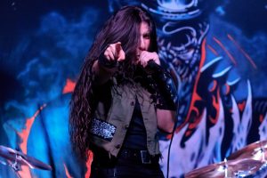Mayara Puertas (Torture Squad) no Fabrique