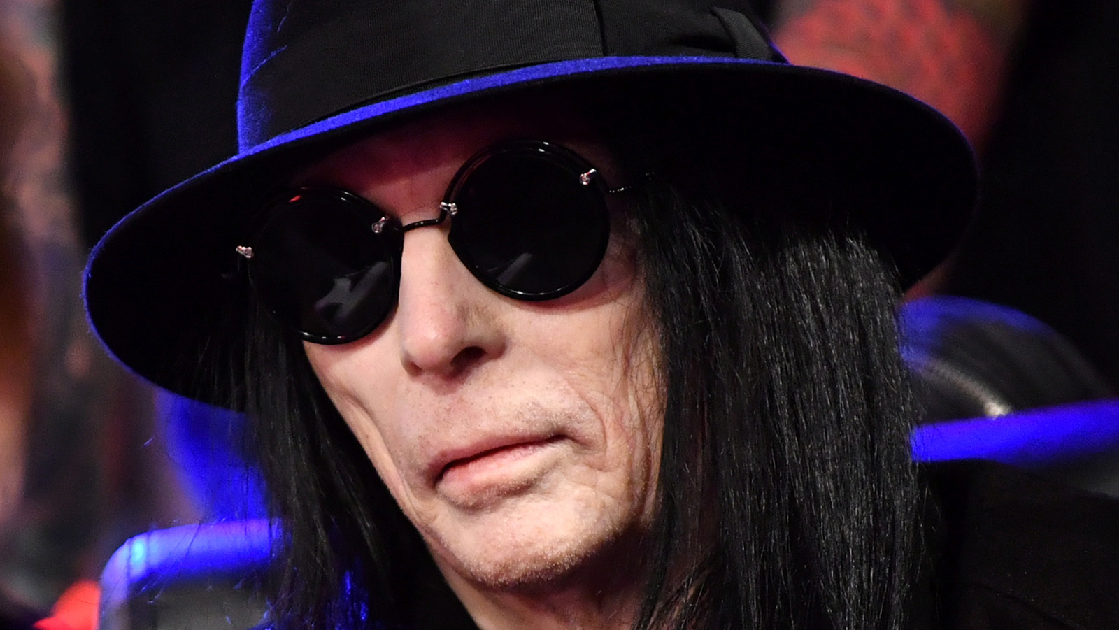 MICK MARS anuncia que não fará mais turnês com o MÖTLEY CRÜE Roadie Crew