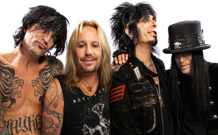 MÖTLEY CRÜE divulga o documentário The Dirt pela Netflix Roadie Crew