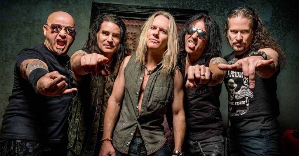 A banda Warrant em 2017